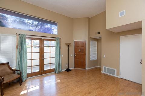 1462 Summit Dr, Chula Vista, CA 91910 photo 4