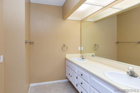 1462 Summit Dr, Chula Vista, CA 91910 photo 19