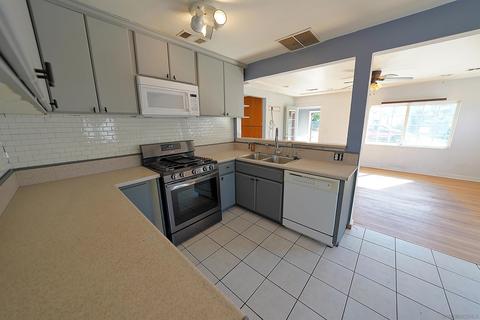 1226 Tuttle Ln, El Cajon, CA 92021 photo 10