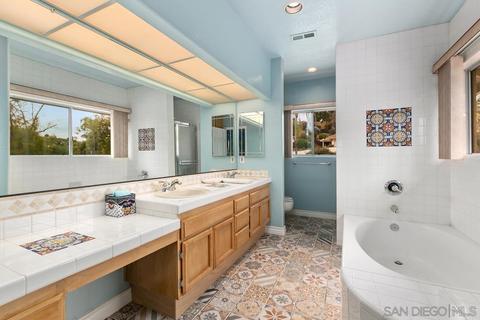 2544 Shamrock Way, Escondido, CA 92025 photo 22