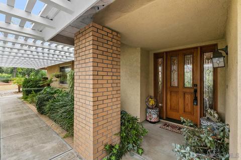 2544 Shamrock Way, Escondido, CA 92025 photo 6