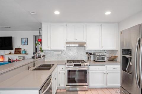 1307 Via Isidro, Oceanside, CA 92056 photo 10