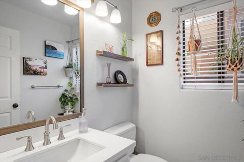 1307 Via Isidro, Oceanside, CA 92056 photo 17