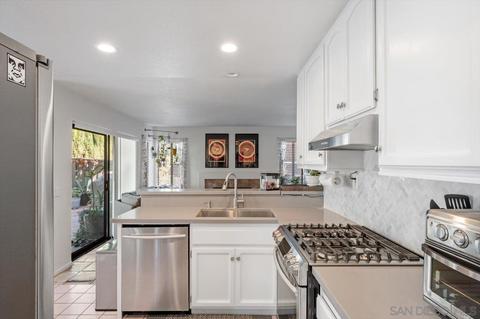 1307 Via Isidro, Oceanside, CA 92056 photo 9