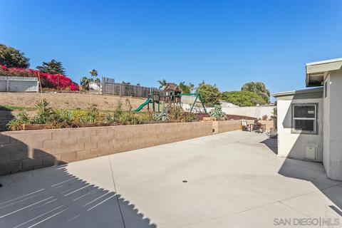 1143 Hackamore Rd, Vista, CA 92083 photo 18