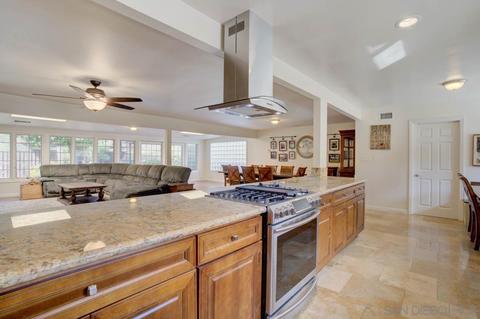 5680 Severin, La Mesa, CA 91942 photo 4