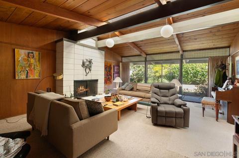 2790 Bordeaux, La Jolla, CA 92037 photo 12