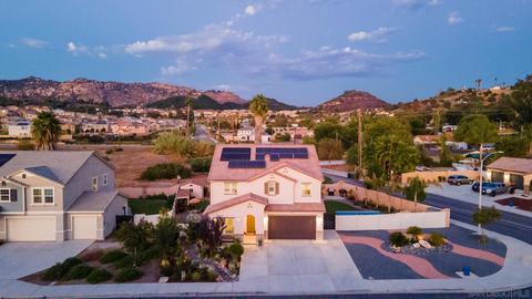 504 Saddle Pl, Escondido, CA 92026 photo 2