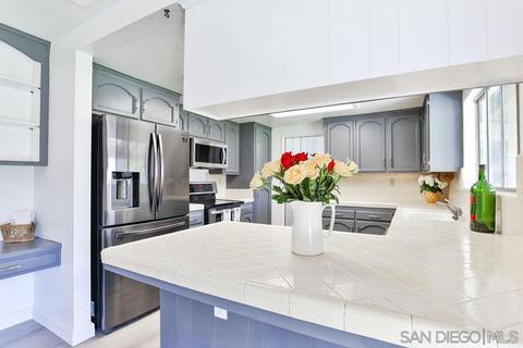 1042 11th St, Ramona, CA 92065 photo 4