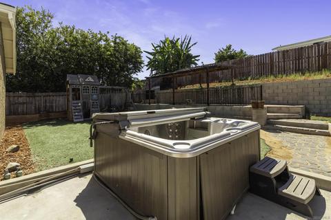 552 Carlsbad St, Spring Valley, CA 91977 photo 19