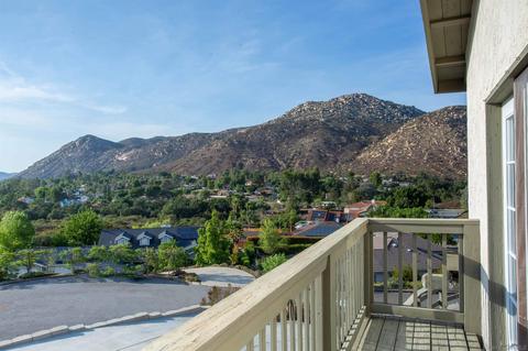 26325 Sugar Plum Way, Ramona, CA 92065 photo 6