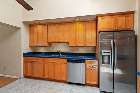 4950 Treasure Dr, La Mesa, CA 91941 photo 12