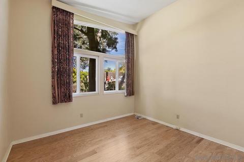 4950 Treasure Dr, La Mesa, CA 91941 photo 20