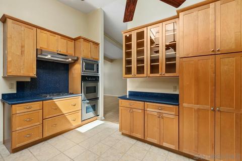 4950 Treasure Dr, La Mesa, CA 91941 photo 11