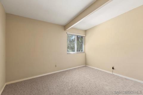 4950 Treasure Dr, La Mesa, CA 91941 photo 18