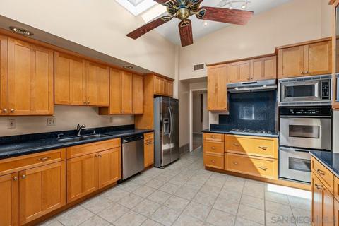 4950 Treasure Dr, La Mesa, CA 91941 photo 9