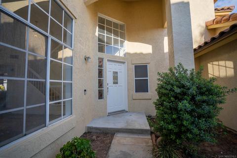 322 Valleytree Pl, Escondido, CA 92026 photo 2
