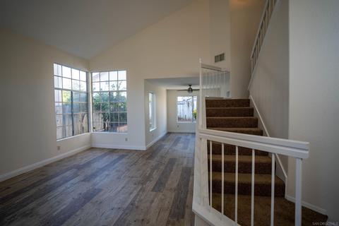 322 Valleytree Pl, Escondido, CA 92026 photo 3