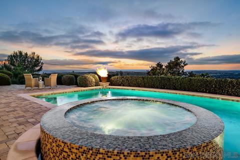 7047 Corintia St, Carlsbad, CA 92009 photo 3