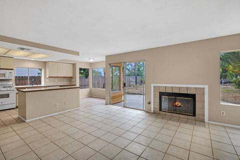 593 Boysenberry Way, Oceanside, CA 92057 photo 10