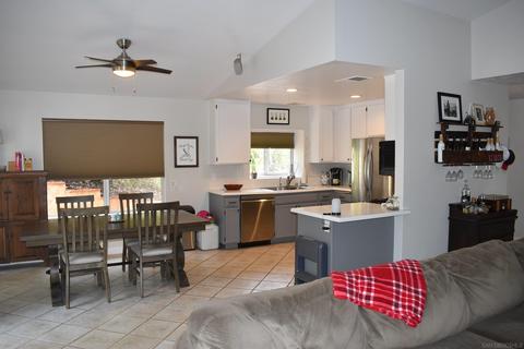 1856 Loreto Gln, Escondido, CA 92027 photo 5