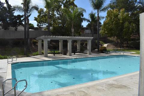 1856 Loreto Gln, Escondido, CA 92027 photo 20