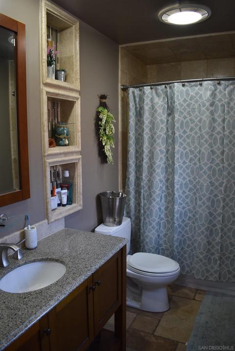 1856 Loreto Gln, Escondido, CA 92027 photo 14