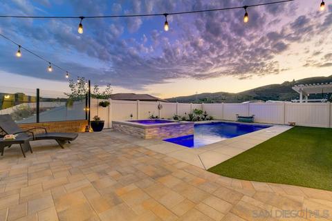 2932 Stable Pl, Escondido, CA 92029 photo 13