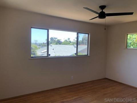 839 Newport Dr, Vista, CA 92084 photo 17