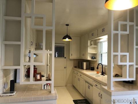 839 Newport Dr, Vista, CA 92084 photo 8