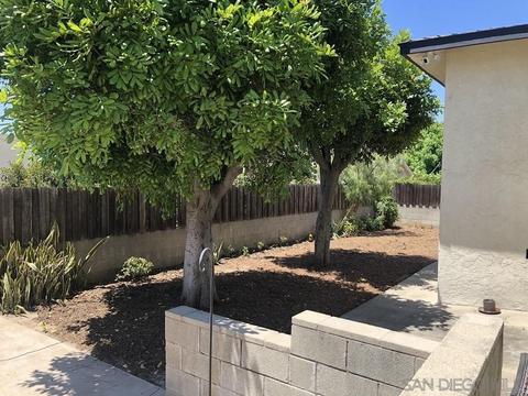 839 Newport Dr, Vista, CA 92084 photo 22