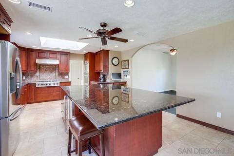 2611 Silver Oaks Way, Spring Valley, CA 91977 photo 16