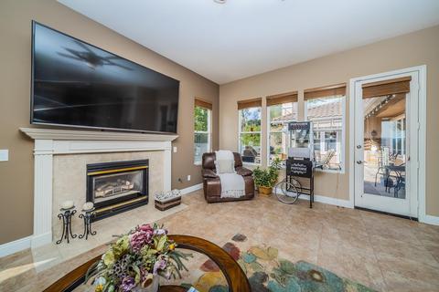 2497 Saffron Gln, Escondido, CA 92029 photo 11