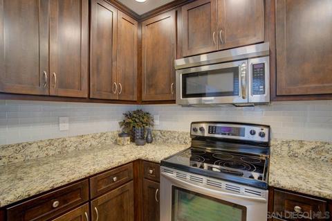 1886 Guilder Gln, Escondido, CA 92029 photo 6