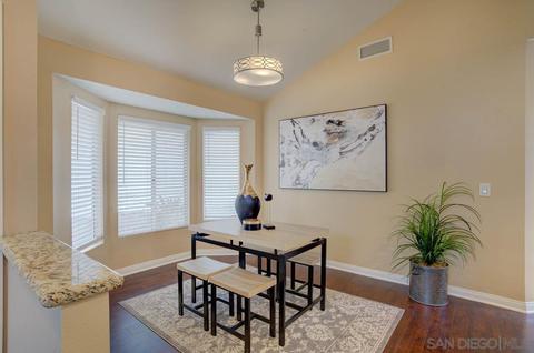 1886 Guilder Gln, Escondido, CA 92029 photo 3