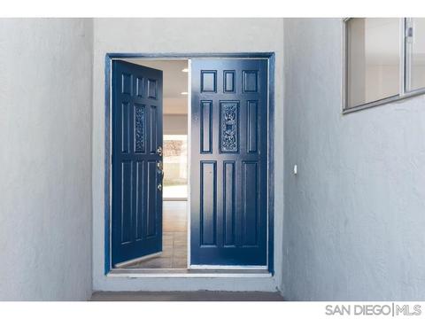 10767 Avenida Roberta, Spring Valley, CA 91978 photo 4