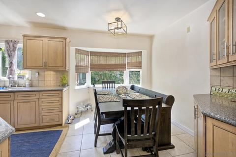 950 Eucalyptus Ave, Vista, CA 92084 photo 13