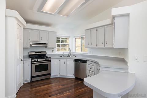 1064 Ranchito Vis, Alpine, CA 91901 photo 18