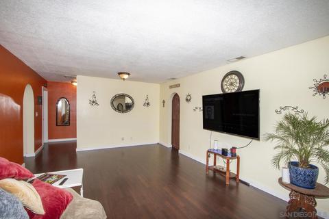 815 Montview Dr, Escondido, CA 92025 photo 12