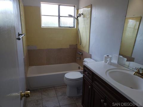 1038 S Johnson Ave, El Cajon, CA 92020 photo 7