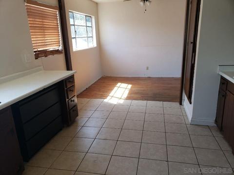 1038 S Johnson Ave, El Cajon, CA 92020 photo 17