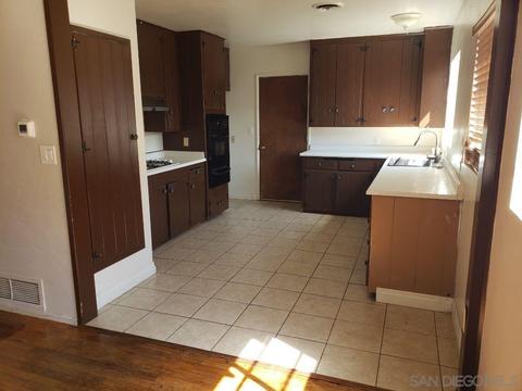 1038 S Johnson Ave, El Cajon, CA 92020 photo 18