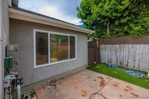 3373 Summer Set Way, Oceanside, CA 92056 photo 12