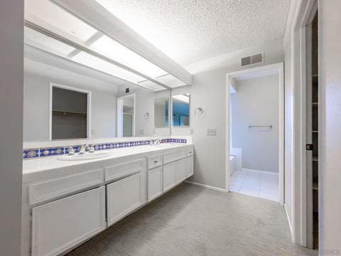 3373 Summer Set Way, Oceanside, CA 92056 photo 38