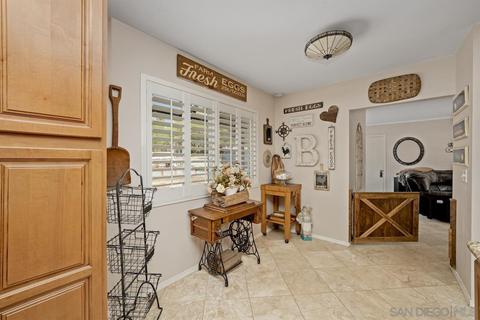 6038 Dehesa Rd, El Cajon, CA 92019 photo 2