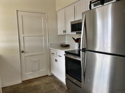 641 W Elder St, Fallbrook, CA 92028 photo 8
