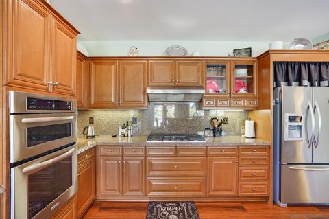 249 Encore Way, Corona, CA 92879 photo 21