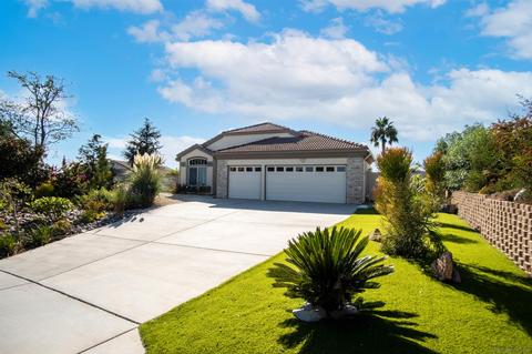 2211 Knollwood Ave, Fallbrook, CA 92028 photo 1