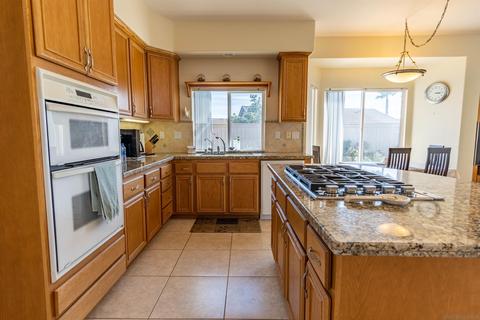2211 Knollwood Ave, Fallbrook, CA 92028 photo 9