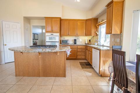 2211 Knollwood Ave, Fallbrook, CA 92028 photo 7